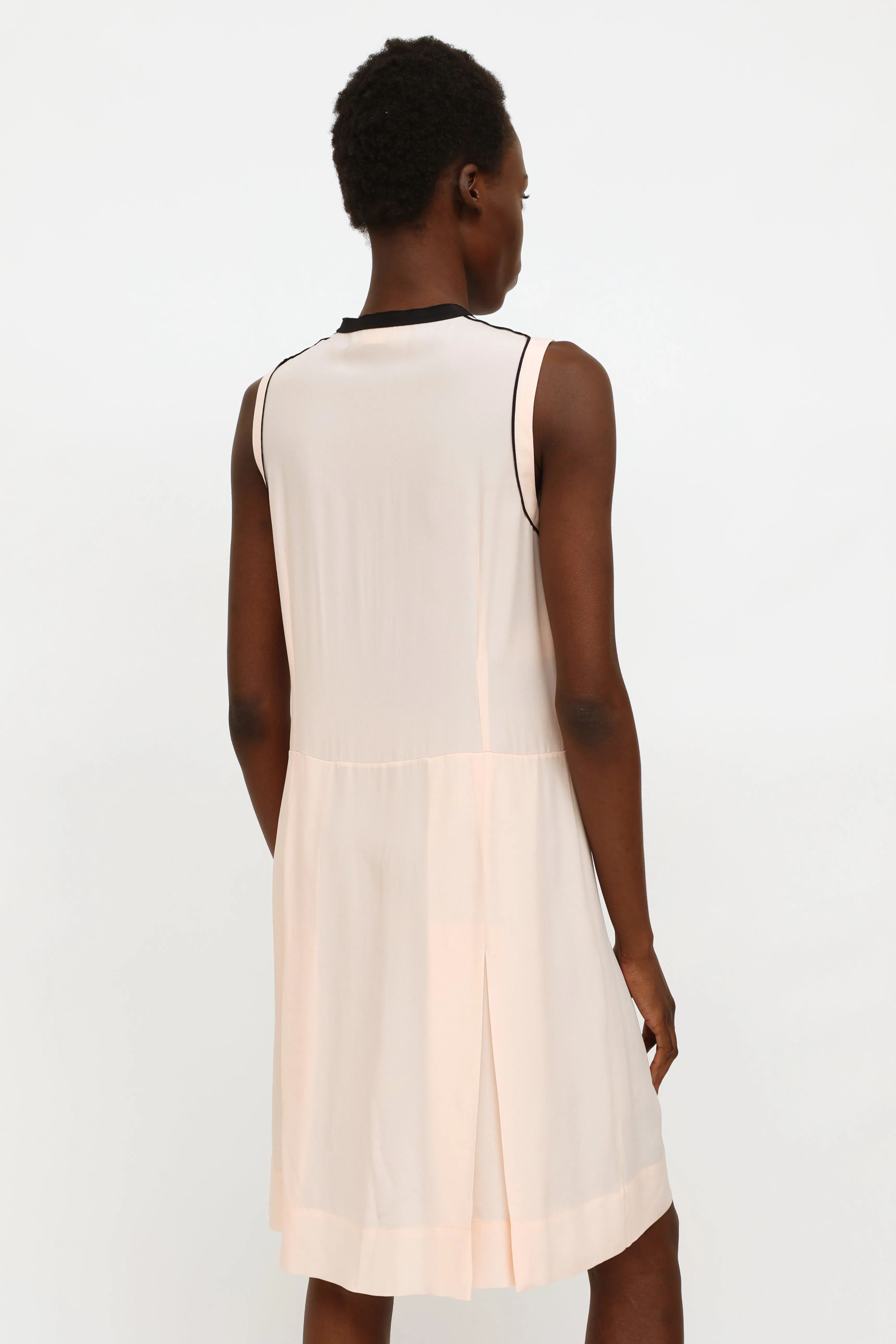 2013 Pink Silk Sleeveless Dress
