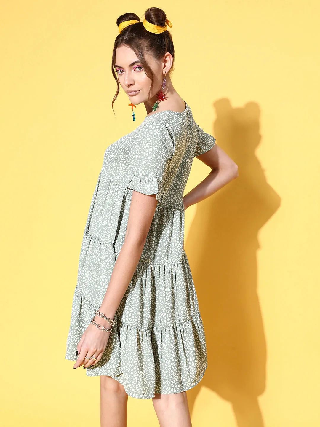 Berrylush Women Green & White Abstract Printed Round Neck Crepe Flounce Hem Pleated A-Line Mini Dress
