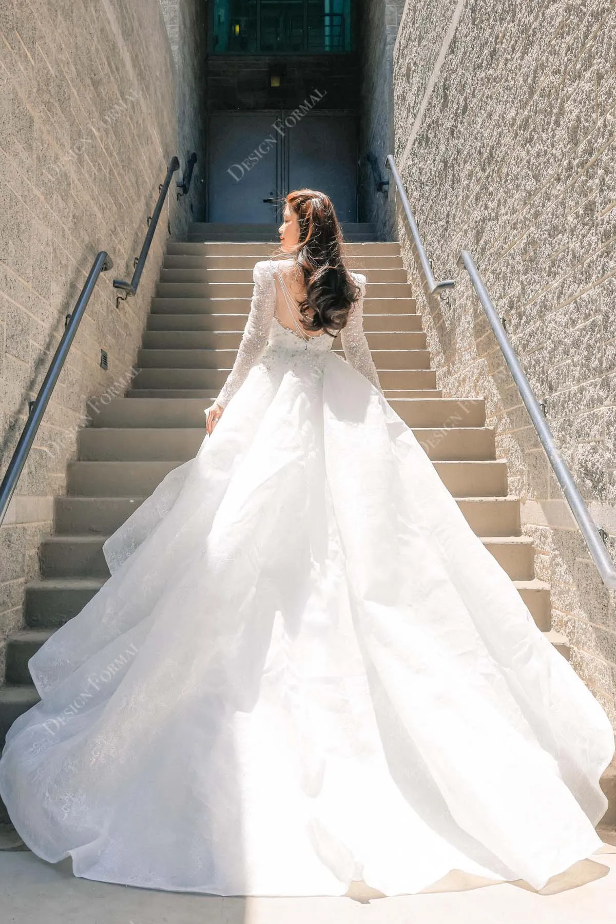 Designer Sparkly Sleeves Structured Lace Ball Gown Wedding Dress