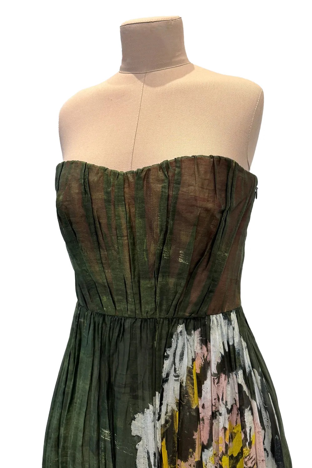 Magical Fall 2019 Valentino Strapless Pleated Green Cotton Dress w Painted Floral Detailing