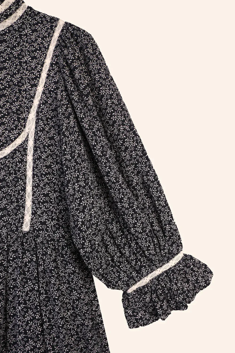 Meadows Amaryllis Dress