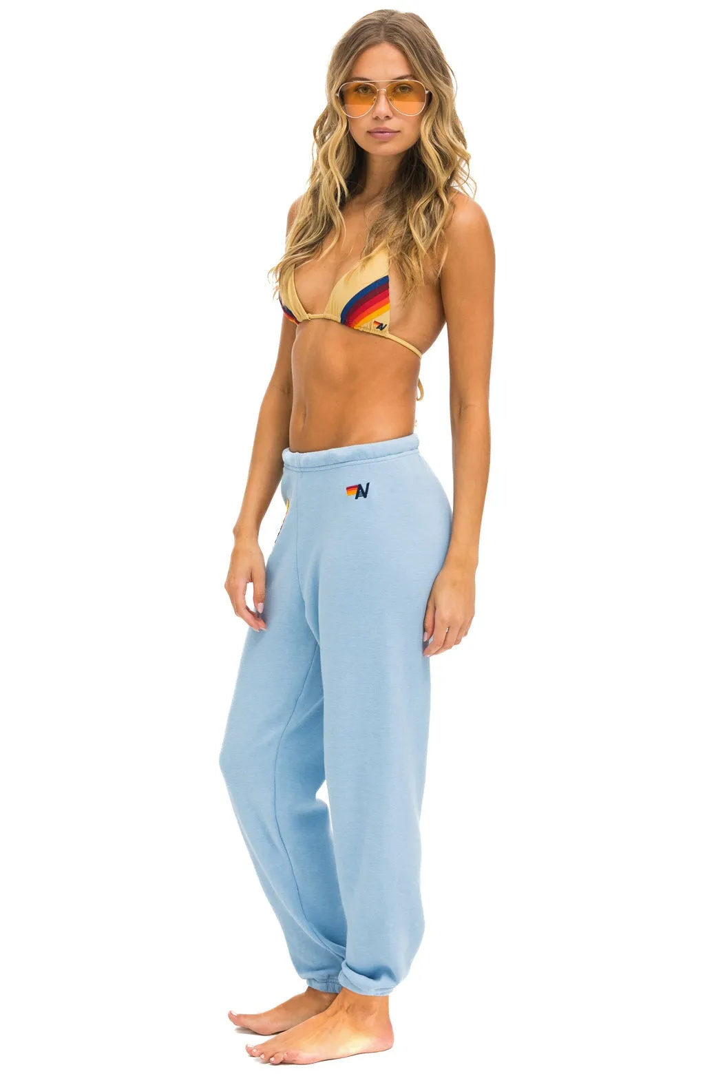 RAINBOW HEART STITCH SWEATPANTS - ICE