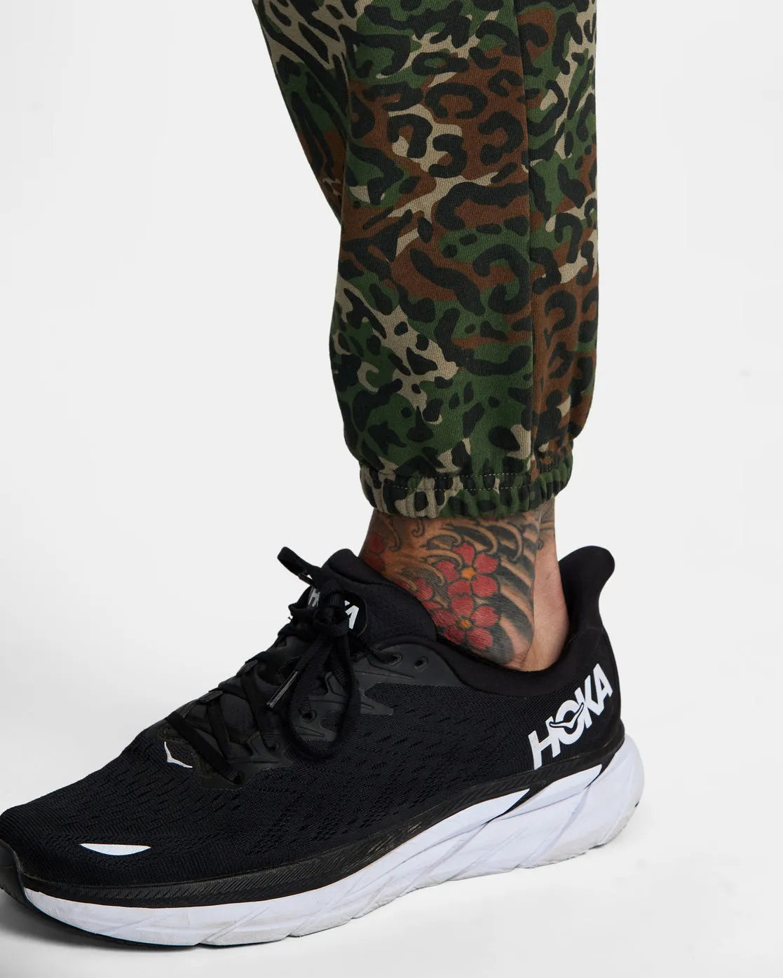 Swift Sweatpants - Animal Camo